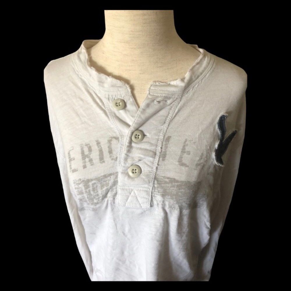 American Eagle Vintage‎ Distressed Long Sleeve Henley tee sz L - Picture 2 of 5